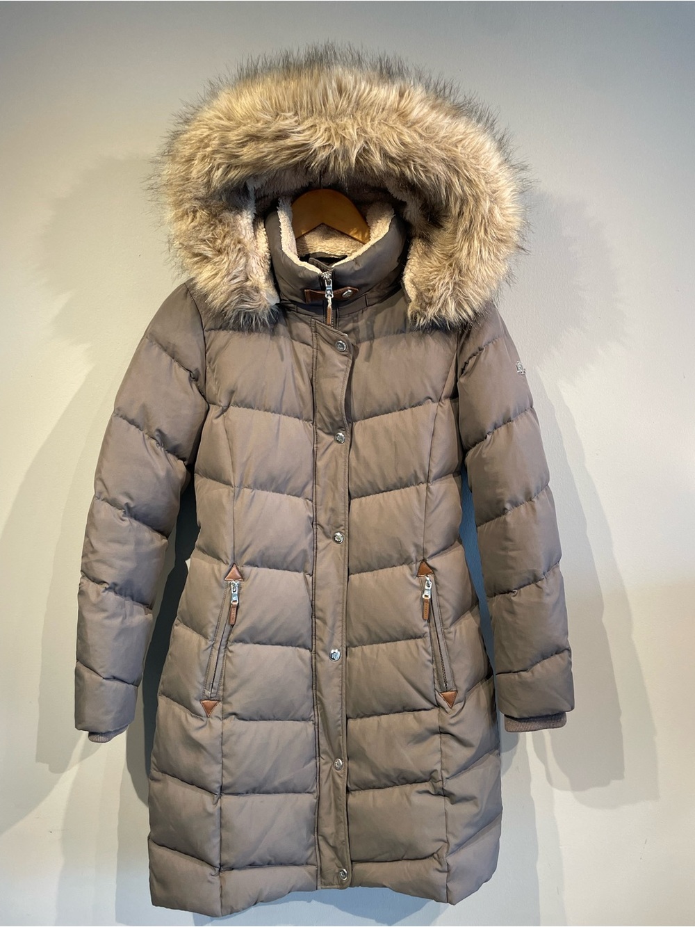 Black Label Ralph Lauren  Long Down Puffer Coat with Faux Fur Hood size XS